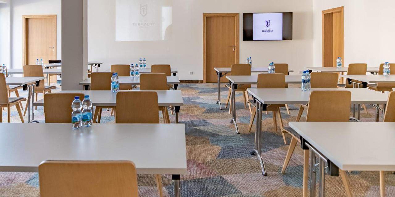 Hotel Termalny Uniejów Eksteriør billede